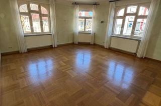 Wohnung mieten in 73230 Kirchheim, Großzügige Altbauwohnung in der Stadtmitte von Kirchheim-Teck