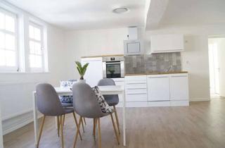 Wohnung mieten in Alter Steinweg 45, 37269 Eschwege, Stilvolle 2,5-Zimmer-Wohnung im Altbau - möbliert & gemütlich