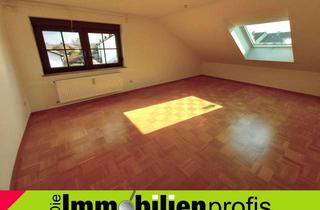 Wohnung mieten in August-Beck-Straße 16, 95111 Rehau, H-53163 - Sanierte Dachgeschosswohnung mit drei Zimmern