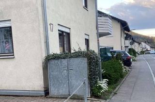 Wohnung mieten in Rochus-Merz-Straße 17, 78713 Schramberg, Geräumige 4-Zimmer-Wohnung mit Panoramablick in Schramberg