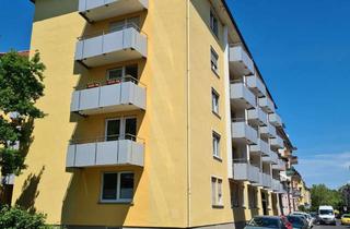 Wohnung mieten in Wölffelstraße 14, 97072 Sanderau, Helle 3-Zimmer-Wohnung im 3. OG mit Balkon in Würzburg-vordere Sanderau