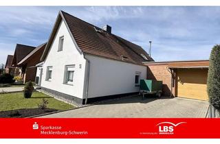 Haus kaufen in 19386 Lübz, Modern, vielfältig, einzugsbereit!