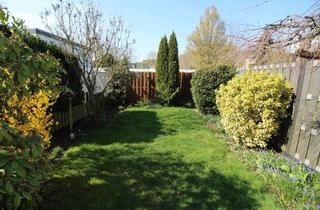 Reihenhaus kaufen in 40699 Erkrath, Charmantes und helles Reihenhaus mit Garten und Garage