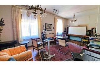 Wohnung kaufen in 76855 Annweiler, Charmante Maisonettewohnung mit Potenzial !