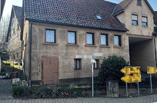 Einfamilienhaus kaufen in 74677 Dörzbach, Liebhaberobjekt mit Geschichte: Altes Einfamilienhaus, große Scheune & idyllischer Garten