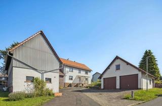 Haus kaufen in 36355 Grebenhain, Charmante Hofreite in Herchenhain: viel Platz, große Nebengebäude & teilbares Grundstück!