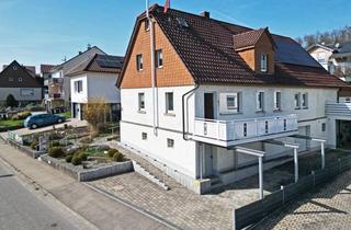 Einfamilienhaus kaufen in 72636 Frickenhausen, Glücksgriff für Familien und Schrauber. 8 Zimmer auf 149 m². Plus 251 m² Fläche.2 große Garagen.