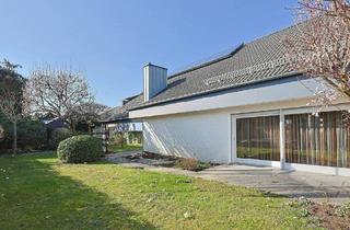 Einfamilienhaus kaufen in 71154 Nufringen, Nufringen - Raum für Lebensträume - Einfamilienhaus mit Einliegerwohnung und Gartenidylle
