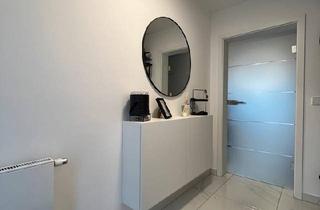 Reihenhaus kaufen in 65479 Raunheim, Raunheim - Kernsaniertes Reihenendhaus mit Garten, Terrasse und Galerie