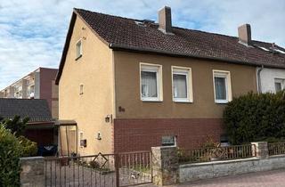 Doppelhaushälfte kaufen in 39646 Oebisfelde, Oebisfelde-Weferlingen - Doppelhaushälfte mit Garage in zentraler Lage von Oebisfelde