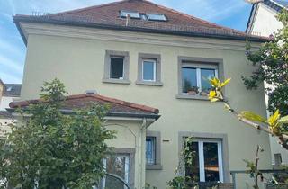Einfamilienhaus kaufen in 65439 Flörsheim, Flörsheim am Main - Zweifamilienhaus