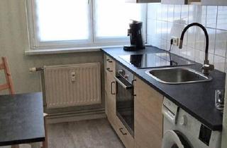 Wohnung kaufen in 09212 Limbach-Oberfrohna, Limbach-Oberfrohna - 2 Raum Whg, renoviert, neue EBK, gut vermietet, als Kapitalanlage