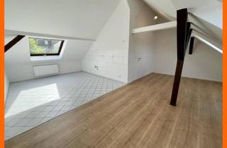 Wohnung mieten in Gagarinstraße 52, 07545 Gera, Gera - Mit Weitblick! 2,5 Raum DG Wohnung mit offener Küche im Wohnzimmer. Modernes Bad mit Wanne!