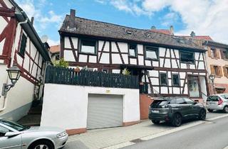 Haus kaufen in 61130 Nidderau, Nidderau - FACHWERKHAUS OHNE DENKMALSCHUTZ MIT 3 EINHEITEN