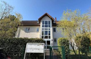 Wohnung kaufen in Birkweiler Str. 2, 12559 Berlin, Berlin - Vermietete Balkon-Whg im Grünen! **Keller**