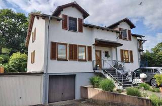 Wohnung kaufen in 76829 Arzheim, Großzügige 4-ZKB mit Terrasse und Gartenanteil; On TOP: Einliegerbereich inkl. Bad für Ihre Gäste