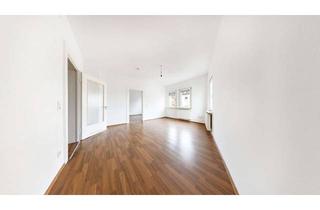 Wohnung kaufen in 90419 Nürnberg, IMMOPARTNER – FREIRAUM MIT ALTBAUCHARAKTER