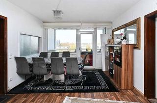 Wohnung kaufen in 30880 Laatzen, Laatzen: Vermietete 4-Zimmer-Eigentumswohnung in zentraler Lage!