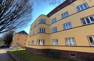 Wohnung mieten in Uhlichstraße 11, 39108 Stadtfeld Ost, 3 Zimmer Altbau-Wohnung im Hochparterre in Magdeburg Stadtfeld Ost