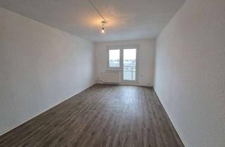Wohnung mieten in Rosa-Luxemburg-Allee 59, 14772 Hohenstücken, Ab 15.06. - endlich wieder eine 4-Raum-Wohnung mit Balkon! Jetzt schnell sein!