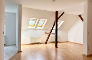Wohnung mieten in Reineckerstraße 23, 09126 Gablenz, Gablenz * frisch renovierte 2 Zimmer * Dachgeschoss * offene Küche * frei