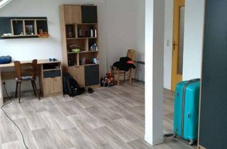 Wohnung mieten in Sedanstr. 32, 95028 Innenstadt, Schöne helle 2 Zimmer Wohnung - WG geeignet