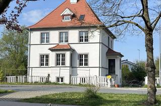 Haus kaufen in Alleestraße 15, 91413 Neustadt, Herrenhaus im Zentrum von NEA von privat
