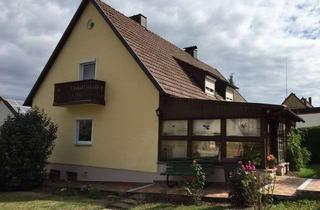 Haus kaufen in Waldstrasse, 84061 Ergoldsbach, Versteigerung EFH in Ergoldsbach am 16.06.26 wegen Scheidung