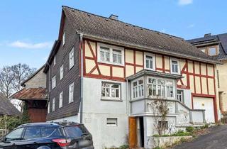 Haus kaufen in 35116 Hatzfeld, Reddighausen: 5 Zimmer-Fachwerkhaus mit Scheune, Werkstatt & Nebengrundstücken (Denkmalschutz)