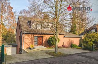 Einfamilienhaus kaufen in 52249 Eschweiler, Frei stehendes Einfamilienhaus mit Büro im Souterrain, Garage, Garten und Stellplätzen