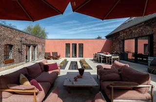 Haus kaufen in 47608 Geldern, Ab jetzt Urlaub für immer! Ein Vierkanthof in grüner Alleinlage am Niederrhein!