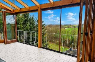 Doppelhaushälfte kaufen in 08459 Neukirchen, Gemütliche Doppelhaushälfte mit Wintergarten und Weitblick!