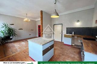 Haus kaufen in 95632 Wunsiedel, Stadthaus mit Seele & Herz: Stilvolle Renovierung trifft auf Altbau