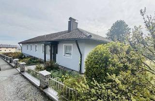 Haus kaufen in 94127 Neuburg, Attraktiver Bungalow mit großem Garten, Terrasse und viel Potenzial