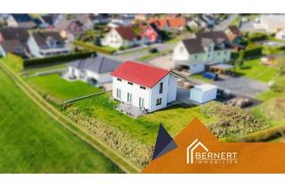 Haus kaufen in 96279 Weidhausen, Architektur trifft Effizienz-Neubauhaus aus 2022 mit klarer Linie und hervorragender Energieklasse A
