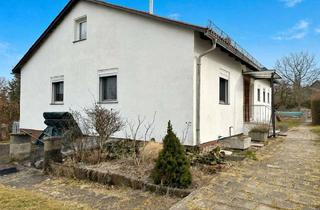 Haus kaufen in 95503 Hummeltal, Großzügiger Bungalow in Massivbauweise mit herrlichem Grundstück in ländlicher Lage!