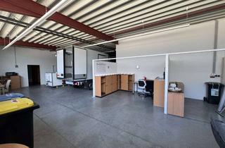 Büro zu mieten in Borchener Str. 332 b, 33106 Paderborn, Hallenfläche mit Büro und Außenbereich am Autohof Paderborn - TOP Verkehrsanbindung