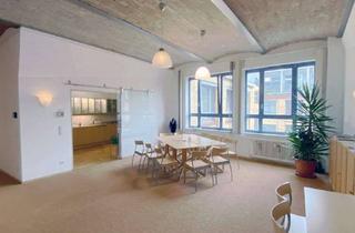 Loft kaufen in 10243 Friedrichshain, Einzigartige Loftfläche mit Terrasse & Wohnoption – Raum für Visionen