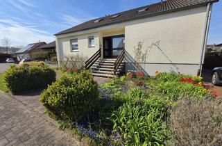 Wohnung mieten in Wiesenweg, 37127 Scheden, Helle 3-Zimmer Dachgeschosswohnung mit Balkon in Scheden