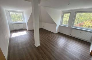 Wohnung mieten in Brößweg 31, 45897 Buer, Neuwertige 2,5-Zimmer-Dachgeschosswohnung in Gelsenkirchen-Buer – sofort frei