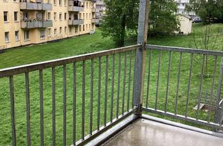Wohnung mieten in Bergische Str. 24, 42579 Heiligenhaus, Komm nach Heiligenhaus: 2 schön aufgeteilte und renovierte Zimmer+ K, D, B und ein Sonnenbalkon