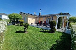 Haus kaufen in 95502 Himmelkron, Bungalow mit Top-Ausstattung+ Panoramablick!2 Bäder + 2 Küchen + 2 TerrassenOption für 2 Parte