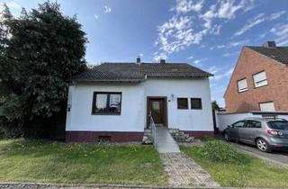 Einfamilienhaus kaufen in Laacher Str., 50127 Bergheim, Kernsanierungsobjekt - Einfamilienhaus aus den 60er mit Ausbaureserve in Bergheim-Ahe