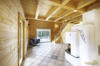 Einfamilienhaus kaufen in 84092 Bayerbach, Großzügiges Einfamilienhaus PV-Anlage, Kachelofen und Fußbodenheizung!