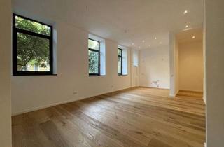 Gewerbeimmobilie kaufen in 80336 Ludwigsvorstadt-Isarvorstadt, Hochwertig kernsanierte Wohnung auch gewerblich nutzbar - nur 60m zur U-Bahn.