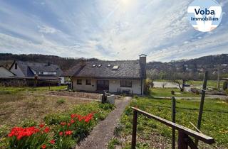 Einfamilienhaus kaufen in 74740 Adelsheim, Ruhiges Einfamilienhaus mit großem Garten am Hang in Sennfeld