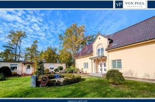 Haus kaufen in 03046 Cottbus, Einmaliges Immobilienensemble - Zweifamilienhaus und moderner Bungalow in traumhafter Naturlage
