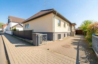 Haus kaufen in 61169 Friedberg, Friedberg (Hessen) - BUNGALOW MIT 6 ZIMMERN & eigenem Garten mit gemütlicher Terrasse