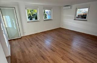 Wohnung kaufen in 73776 Altbach, Altbach - Kernsanierte 2-Zi Terassenwohnung mit Gartenanteil und EBK - FREI
