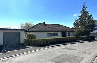 Haus kaufen in 96275 Marktzeuln, Marktzeuln - Wohnen auf einer Ebene - gepflegter Winkelbungalow in Marktzeuln